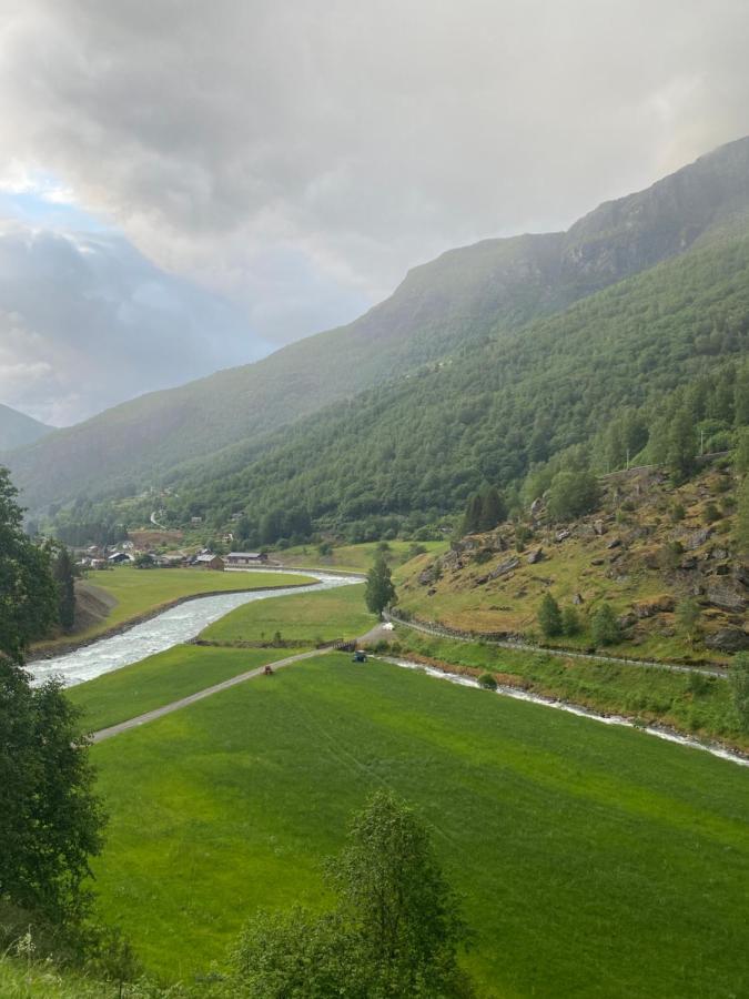 Indreli Feriehus Flåm Buitenkant foto